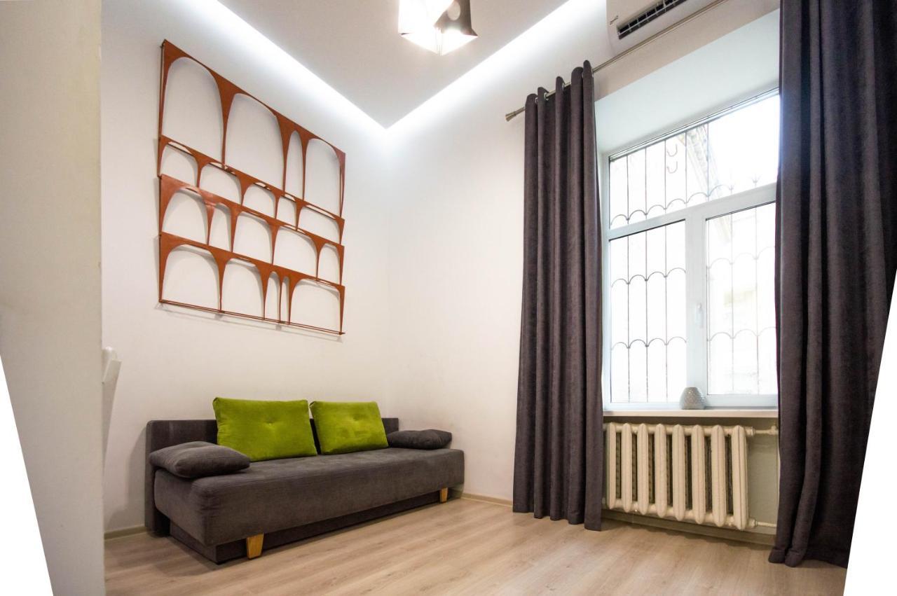Kyiv White Apartment エクステリア 写真